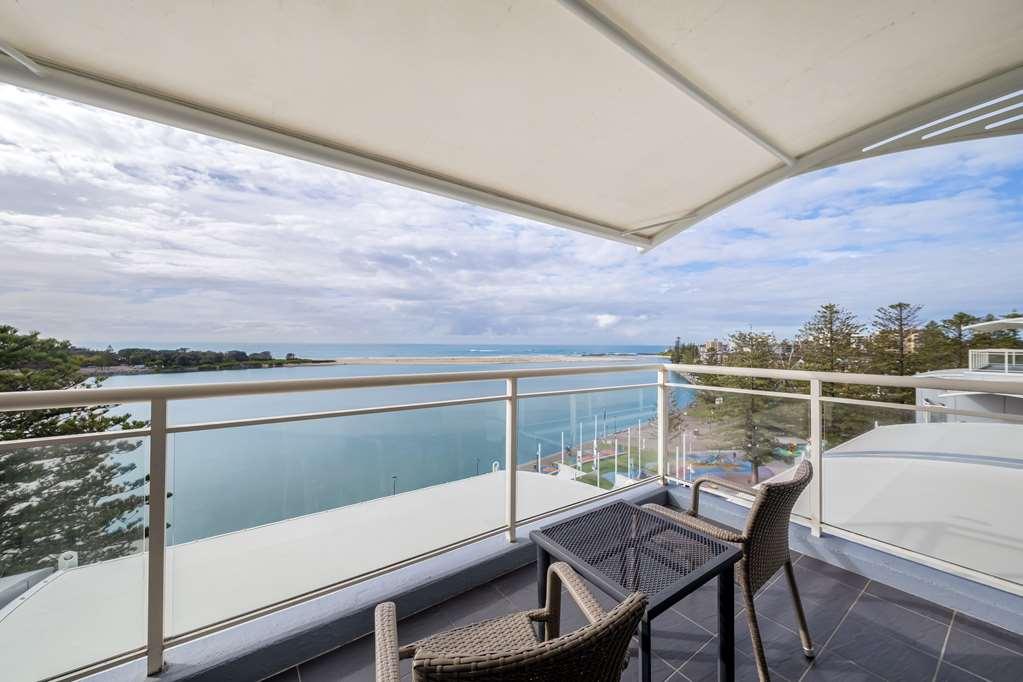Oaks The Entrance Waterfront Suites Номер фото